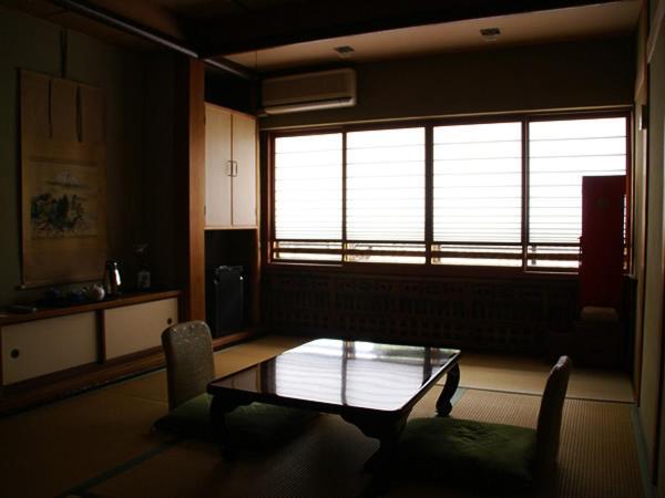 Sangai Ryokan Gotsu Ngoại thất bức ảnh